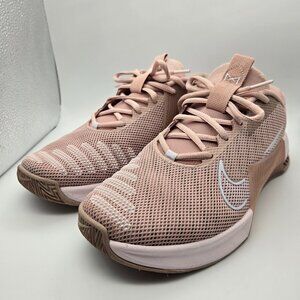 Nike – Metcon 9 Training Shoe (Blossom Pink / Oxford)